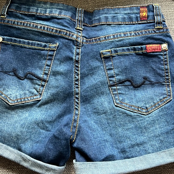 7 For All Mankind Distressed Shorts Size Girls 10 - Picture 4 of 6